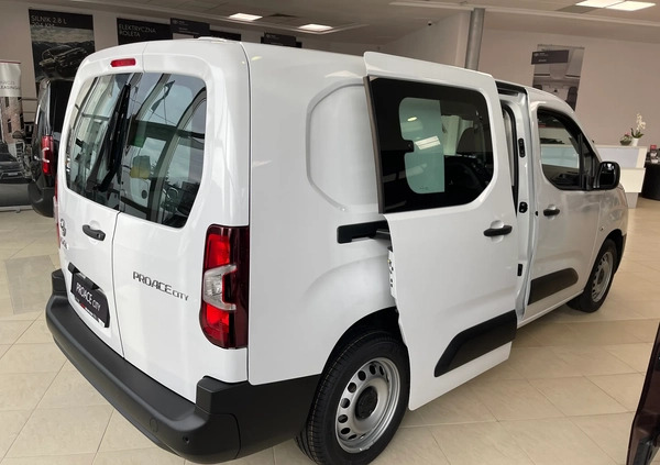 Toyota Proace City cena 148900 przebieg: 2, rok produkcji 2024 z Boguchwała małe 137